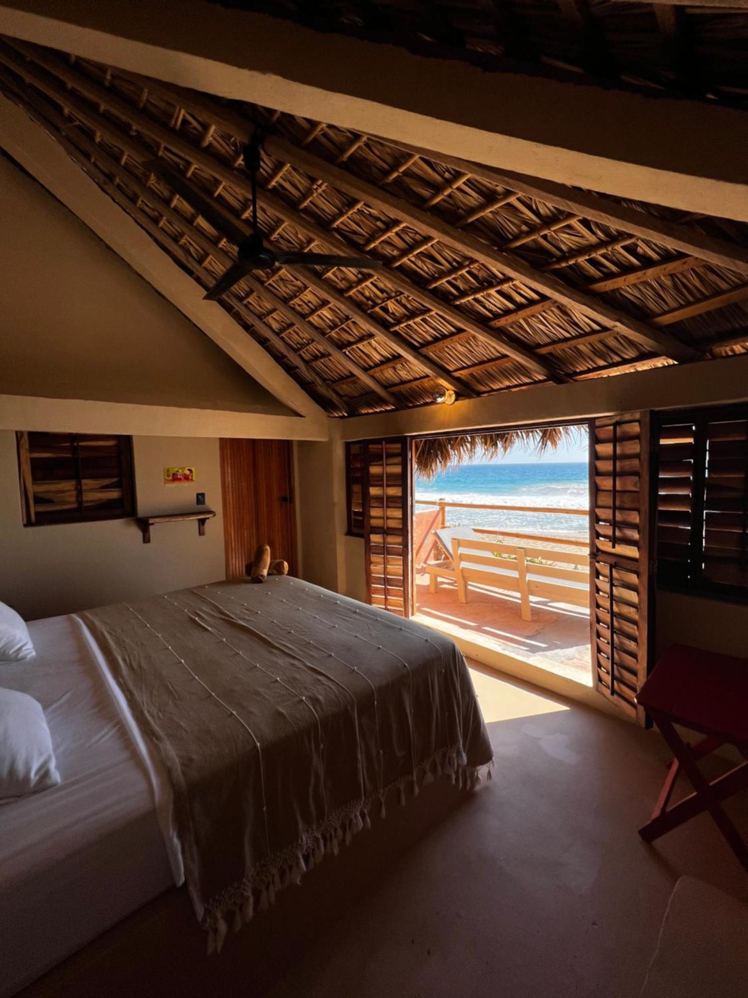 Sebastian De Los Milagros Zipolite Quarto foto
